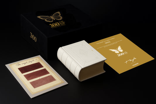 Collector packaging of the historical color sample book 300 Years Before Color deluxe edition